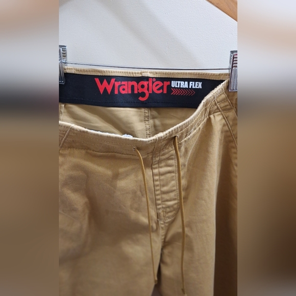 Wrangler Ultra Flex Cotton Shorts size   M - Picture 4 of 10